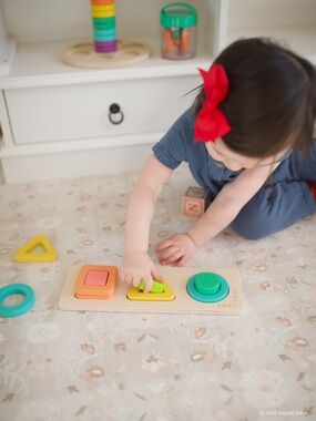 Lovevery | Geo Shapes Puzzle from the Realist Play Kit for Months 19, 20…